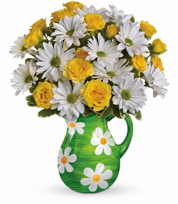 Teleflora's Happy Daisies Bouquet